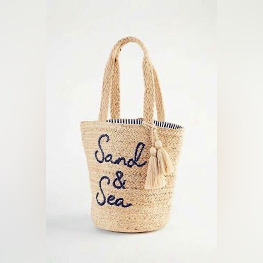 NWT J.Jill  Gorgeous Sand and Sea‎ Jute Tote-Woven Tote Bag
